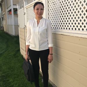 Meet your Posher, Tuyet